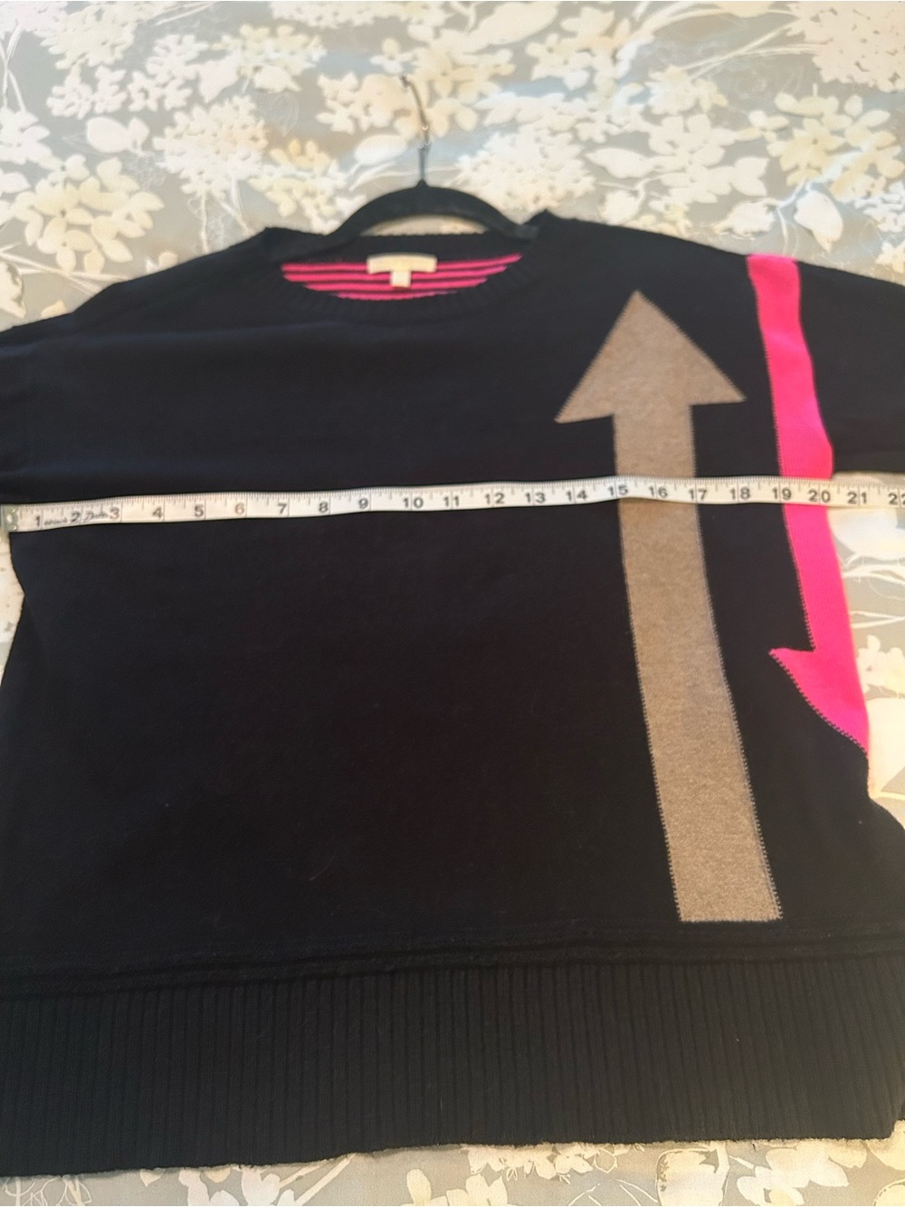 Lisa Todd Black Crewneck Sweater with Pink and Tan Arrow Motif - Picture 4 of 9